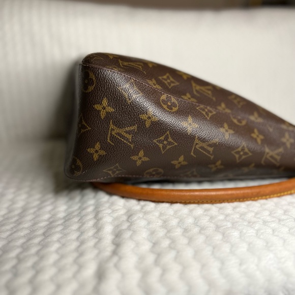 Louis Vuitton looping GM. - Picture 14 of 15